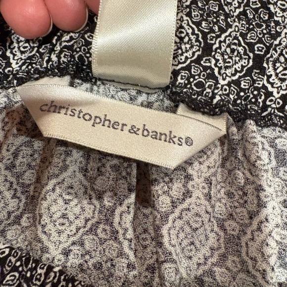Christopher & Banks Black and White geometric pattern Midi Skirt (Boho look) - Picture 5 of 10